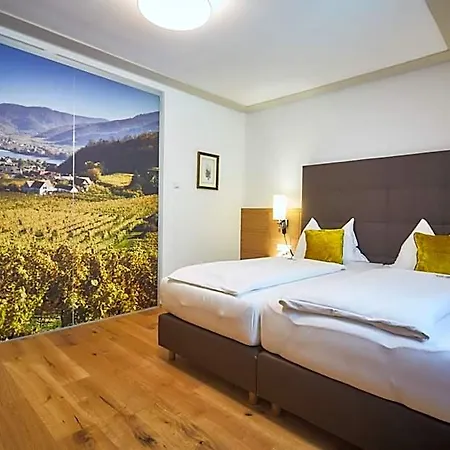 Wachau - Hotell Emmersdorf an der Donau